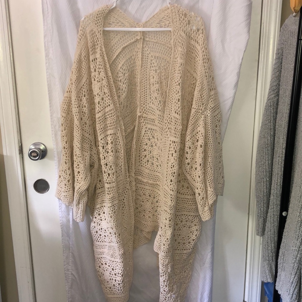 NWT Crochet Doily Cardigan in Cream HMWLBM fits up to a 5X Womens Long Cardigan